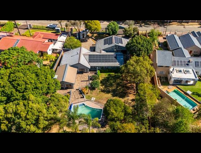 4 BEDROOM HOUSE FOR SALE IN ASHLEA GARDENS